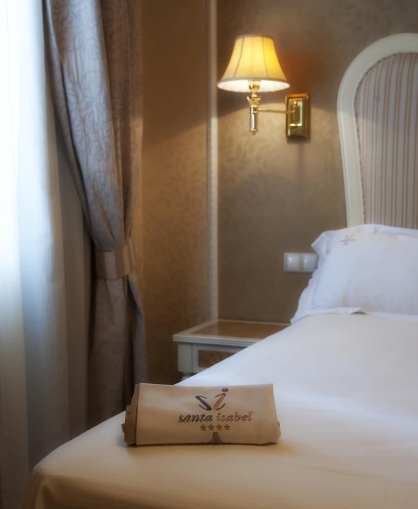Hotel Santa Isabel อัลบาเซเต ภายนอก รูปภาพ